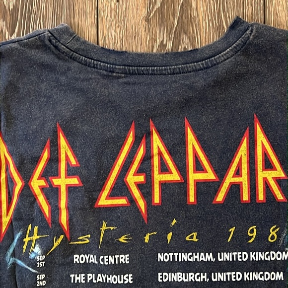 Def Leppard Hysteria 1987 Tour Shirt Mens Size Small - Picture 8 of 9